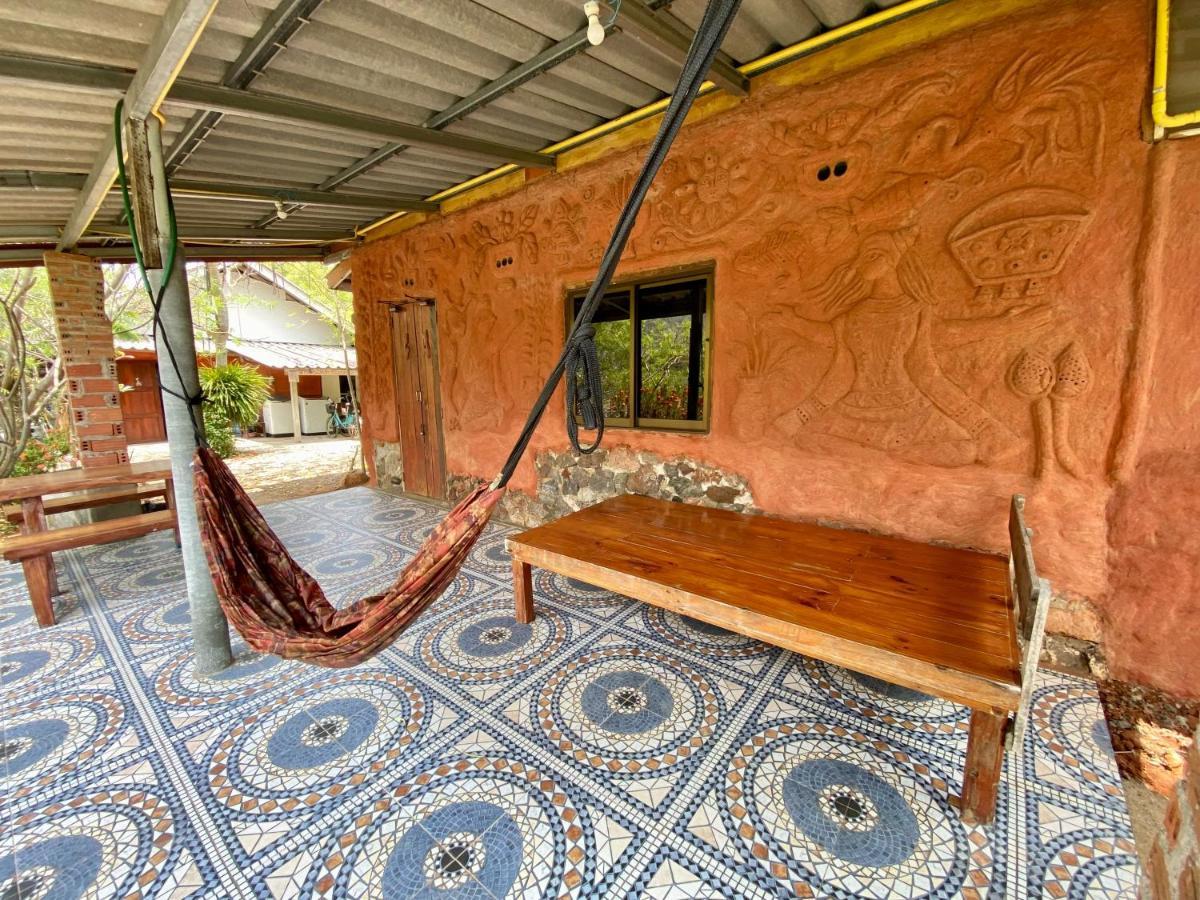 Numpu Baandin Hotel Sam Roi Yot Luaran gambar